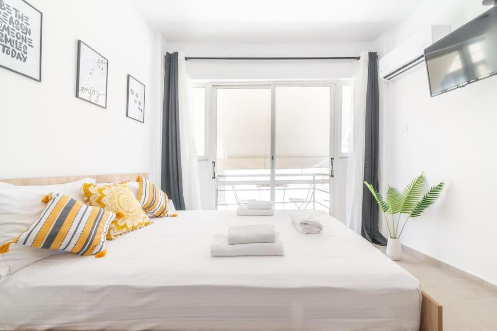 New Studio In The Heart Of City Center Heraklion Exterior foto