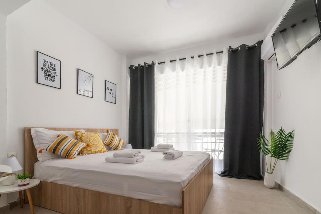 New Studio In The Heart Of City Center Heraklion Exterior foto
