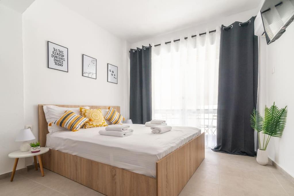New Studio In The Heart Of City Center Heraklion Exterior foto